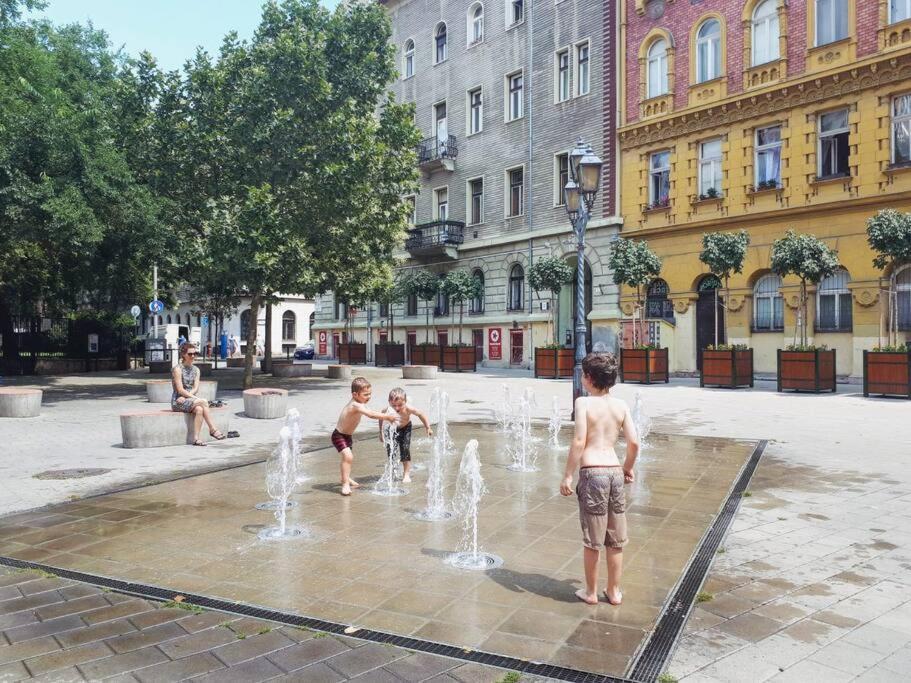 30m2 A/c Apartment, 3 Min From Ny Cafe Apartman Budapest